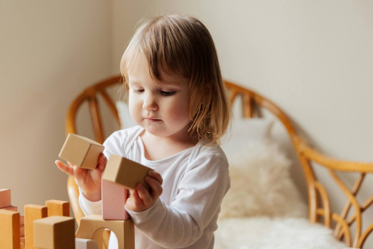 Cadeau enfant 2 ans : les meilleures idées jouets éducatifs