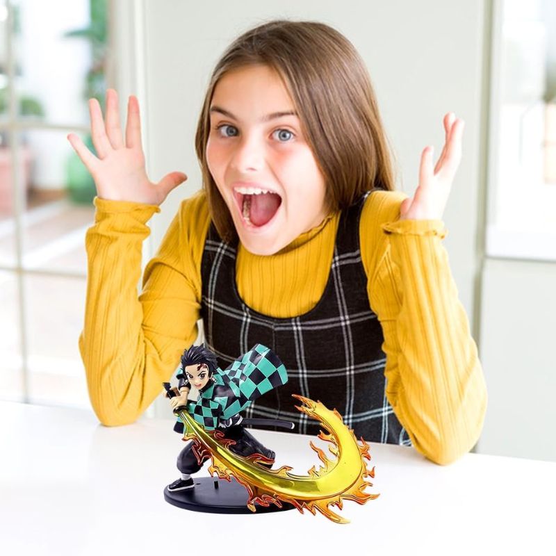 petite figurine demon slayer​