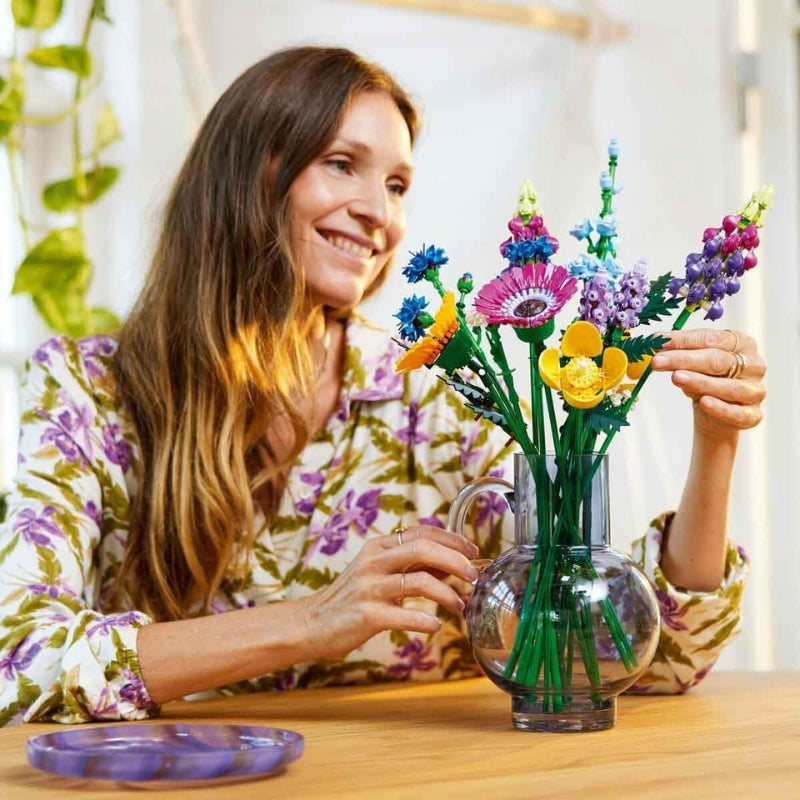 LEGO Bouquet de Fleurs Sauvages – Set de construction floral pour adultes