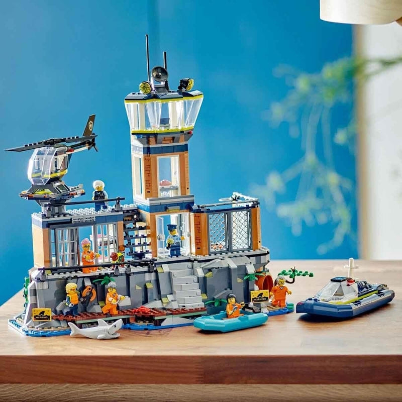 LEGO City La Prison de la Police en Haute Mer – Set de construction avec prison, hélicoptère, bateau et figurines dès 7 ans